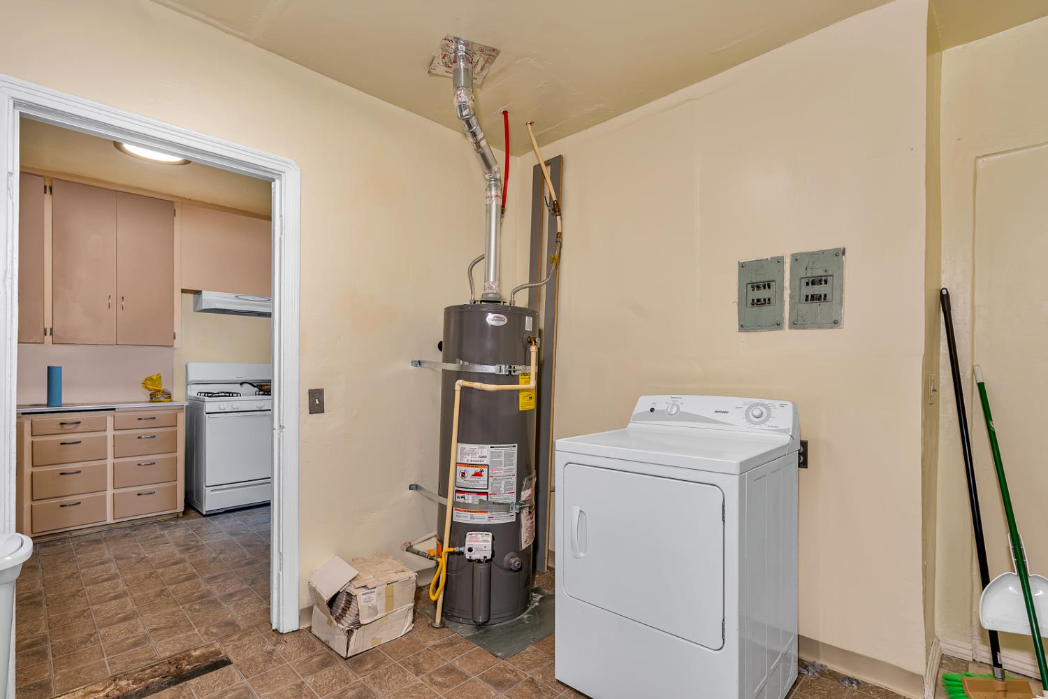 201 N I Street, Madera, CA, 93637