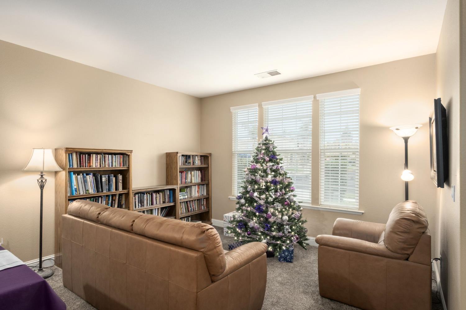 775 S Michelle Avenue, Kerman, CA, 93630