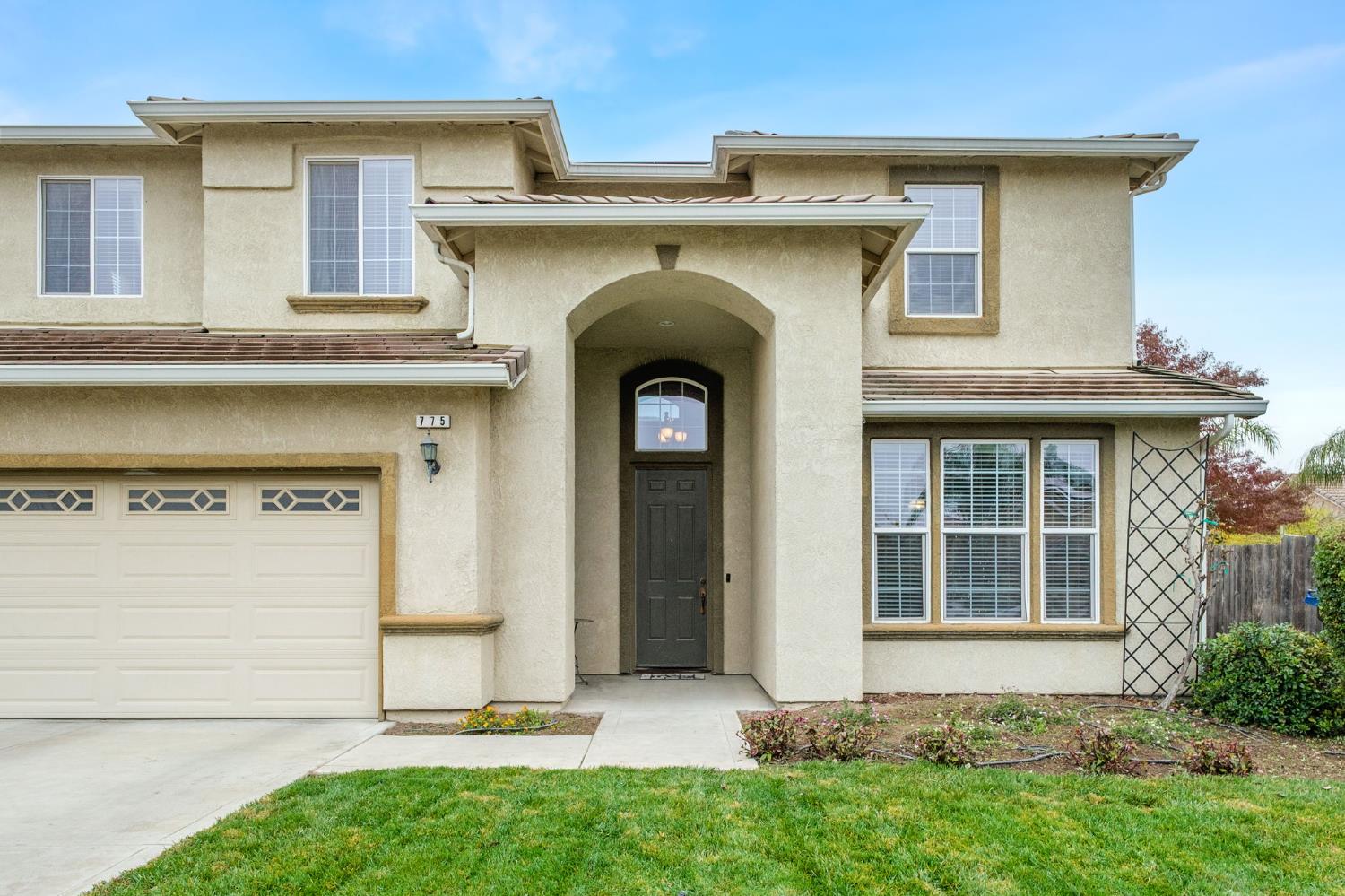 775 S Michelle Avenue, Kerman, CA, 93630