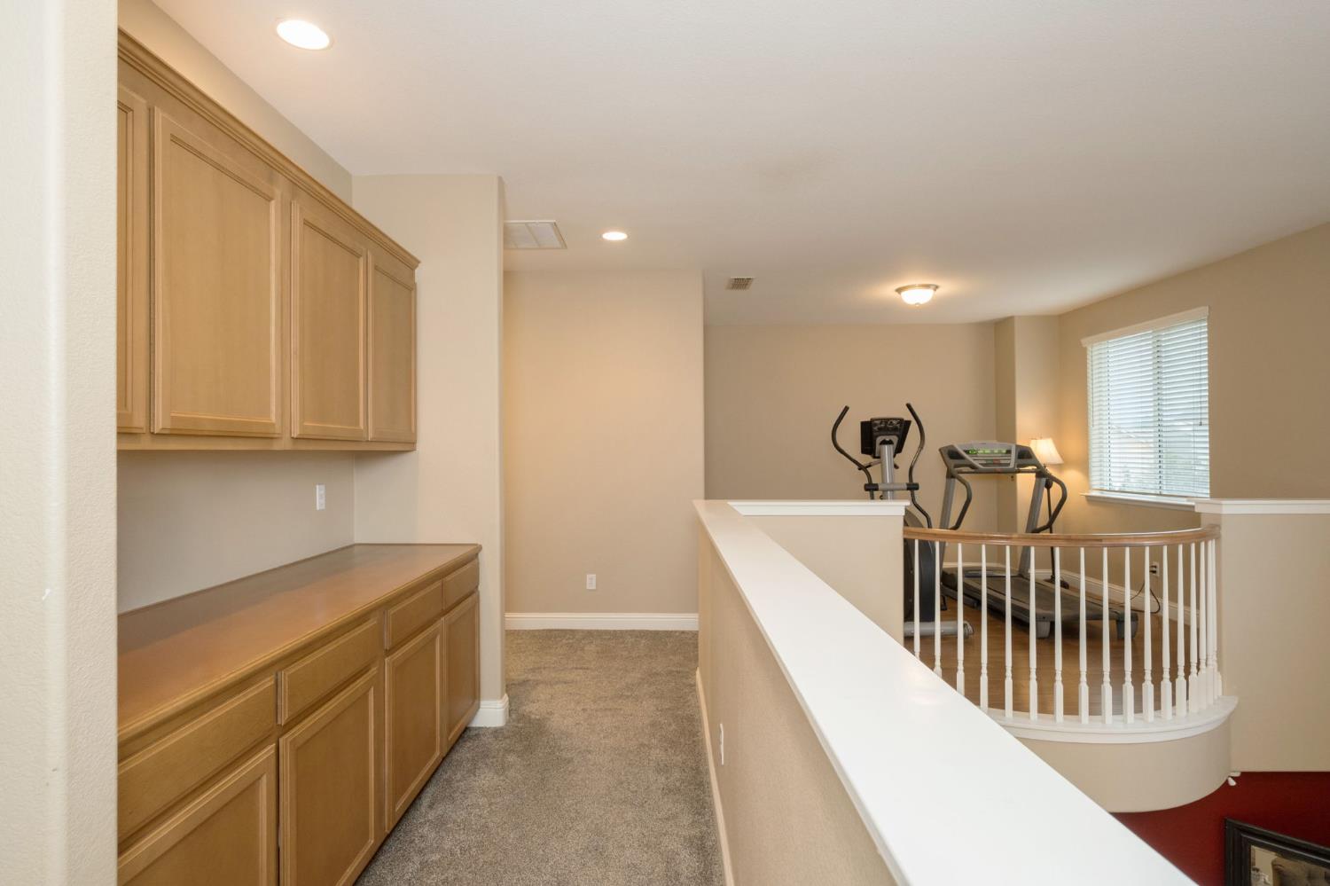 775 S Michelle Avenue, Kerman, CA, 93630