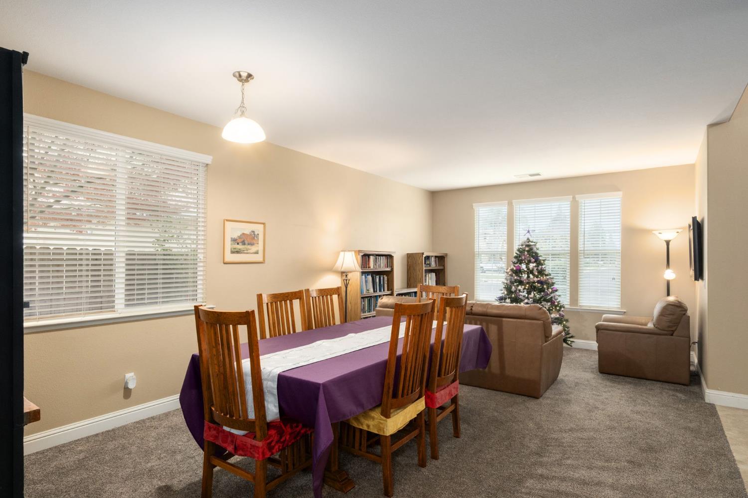 775 S Michelle Avenue, Kerman, CA, 93630