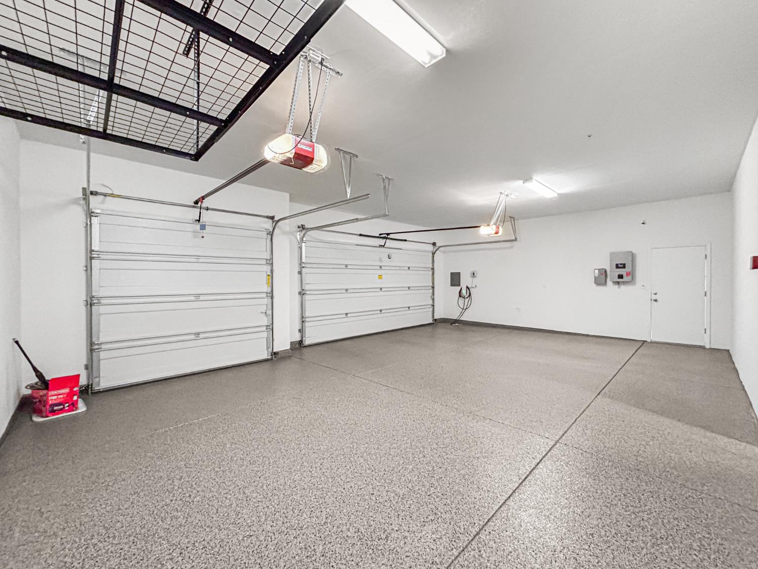 2788 N Douglas Avenue, Fresno, CA, 93727