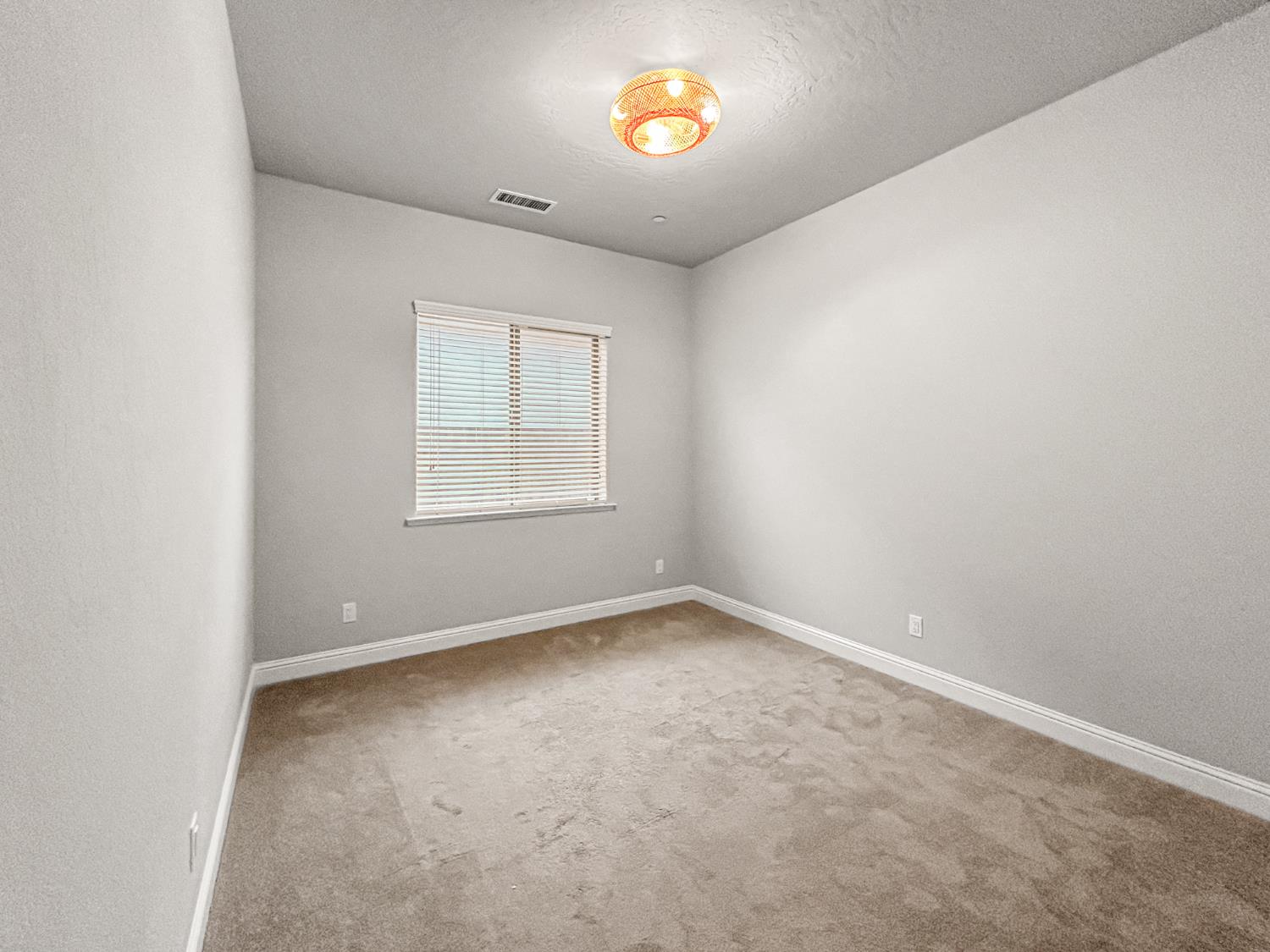 2788 N Douglas Avenue, Fresno, CA, 93727