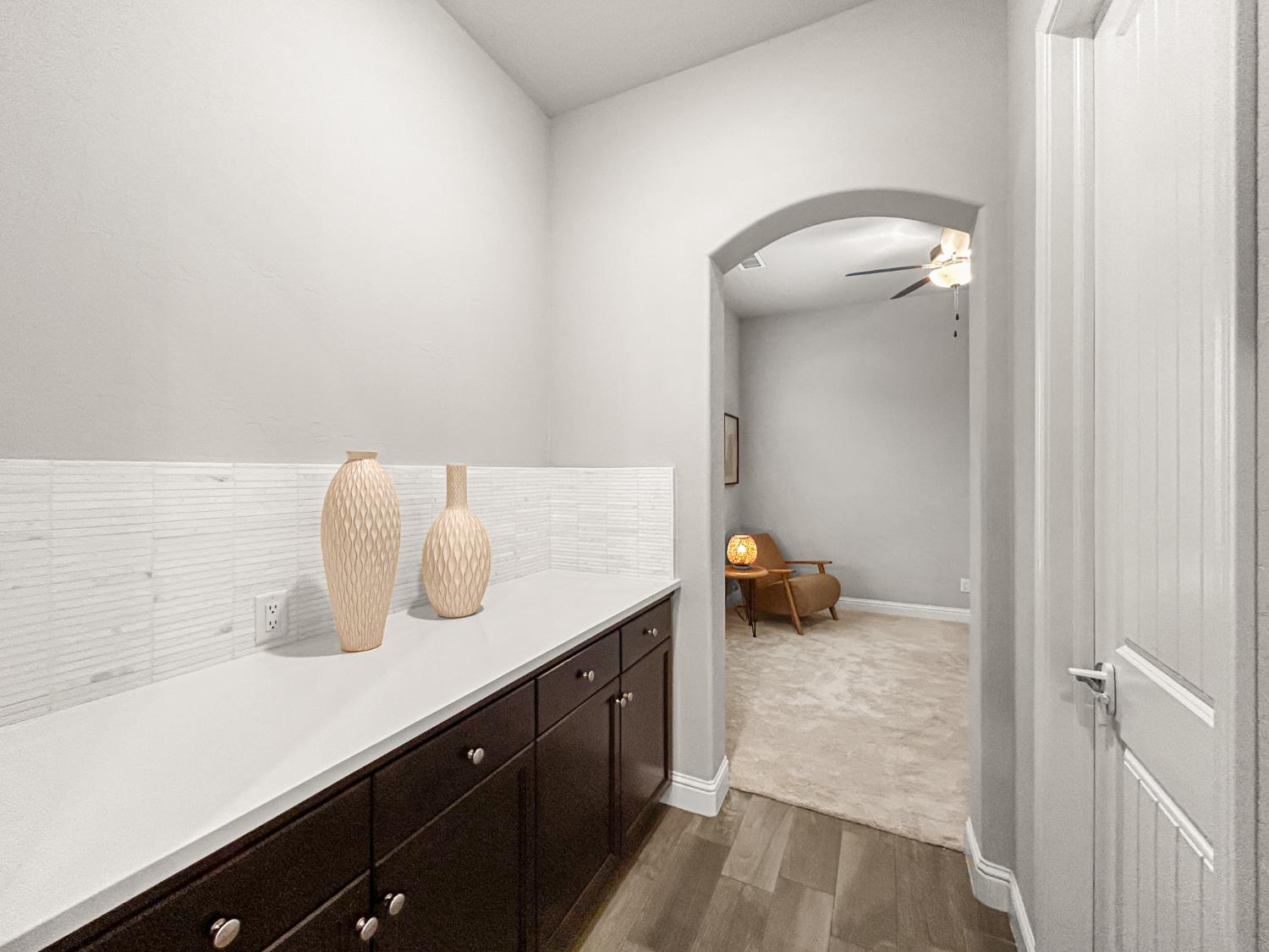 2788 N Douglas Avenue, Fresno, CA, 93727