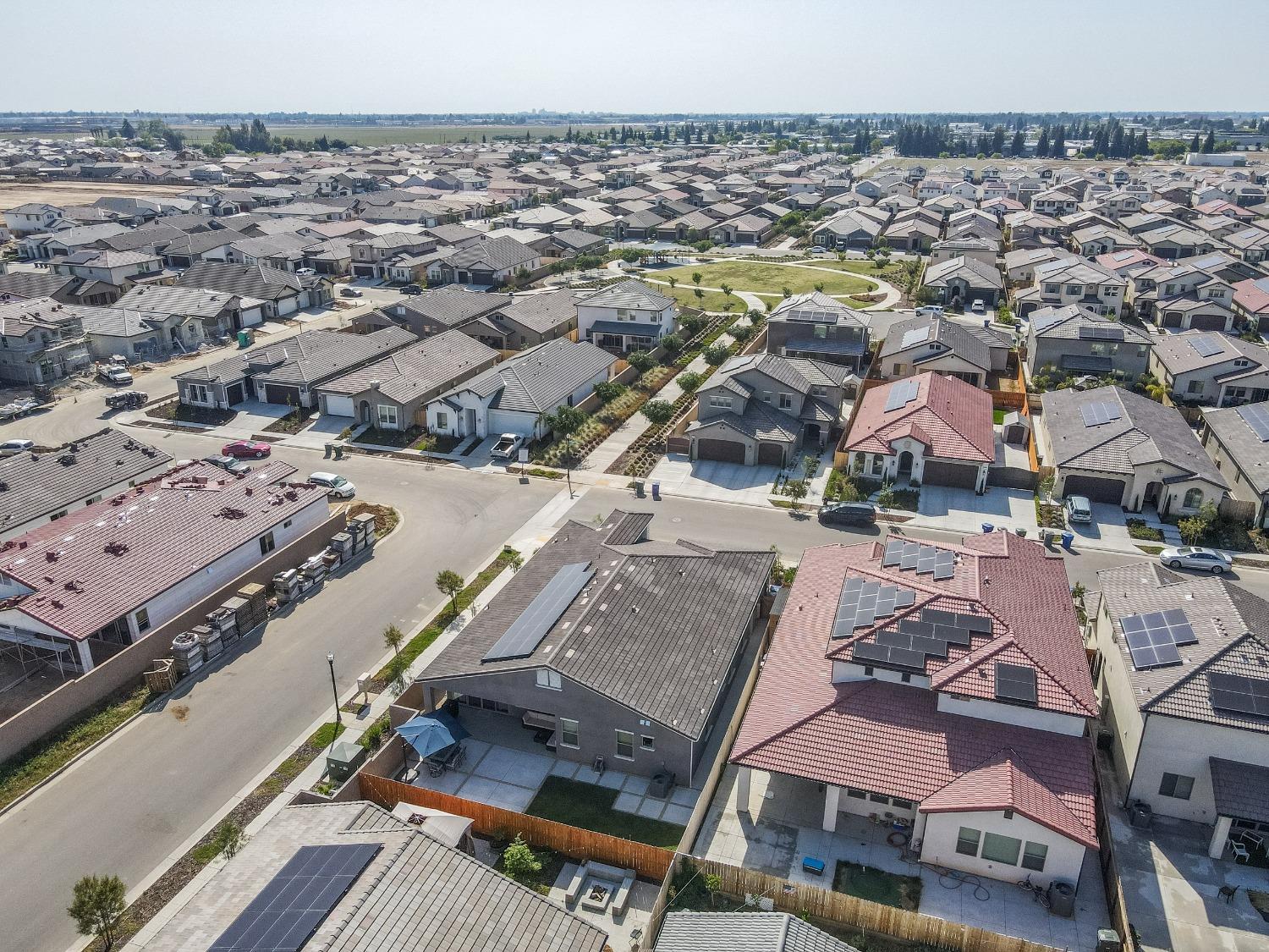 2788 N Douglas Avenue, Fresno, CA, 93727