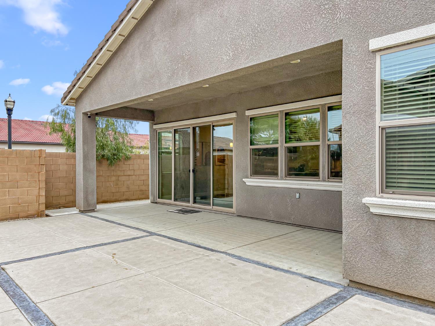 2788 N Douglas Avenue, Fresno, CA, 93727