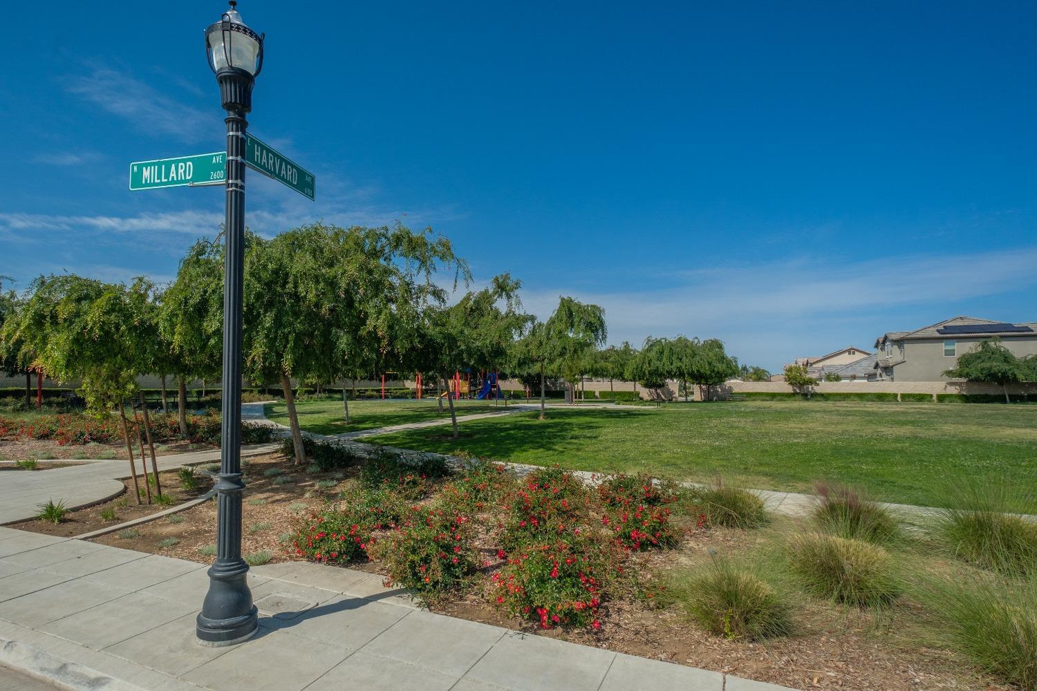 2788 N Douglas Avenue, Fresno, CA, 93727