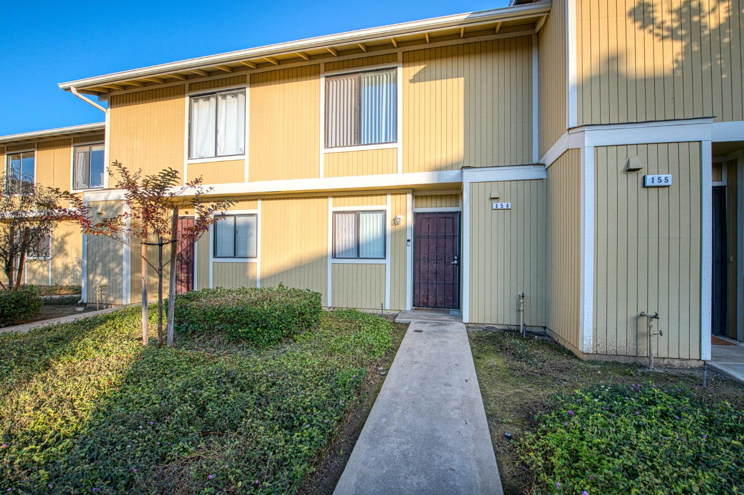 Condo in Fresno - photo 3