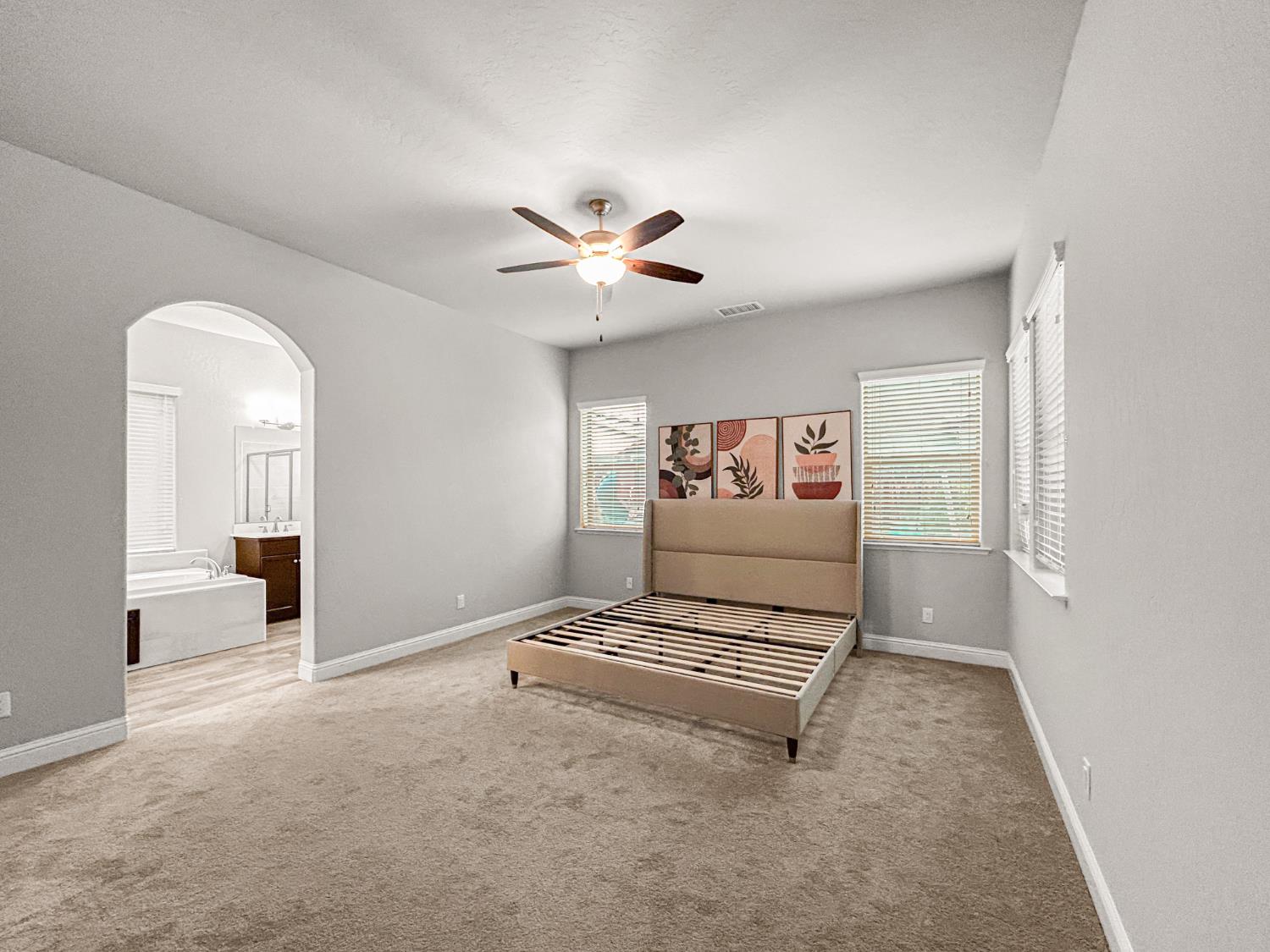 2788 N Douglas Avenue, Fresno, CA, 93727