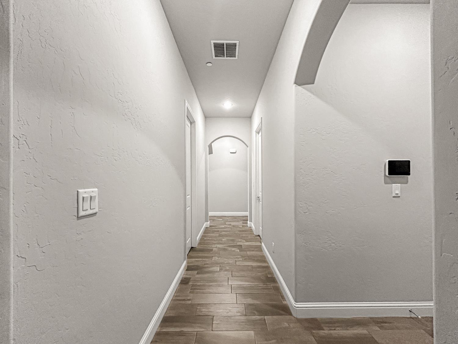 2788 N Douglas Avenue, Fresno, CA, 93727