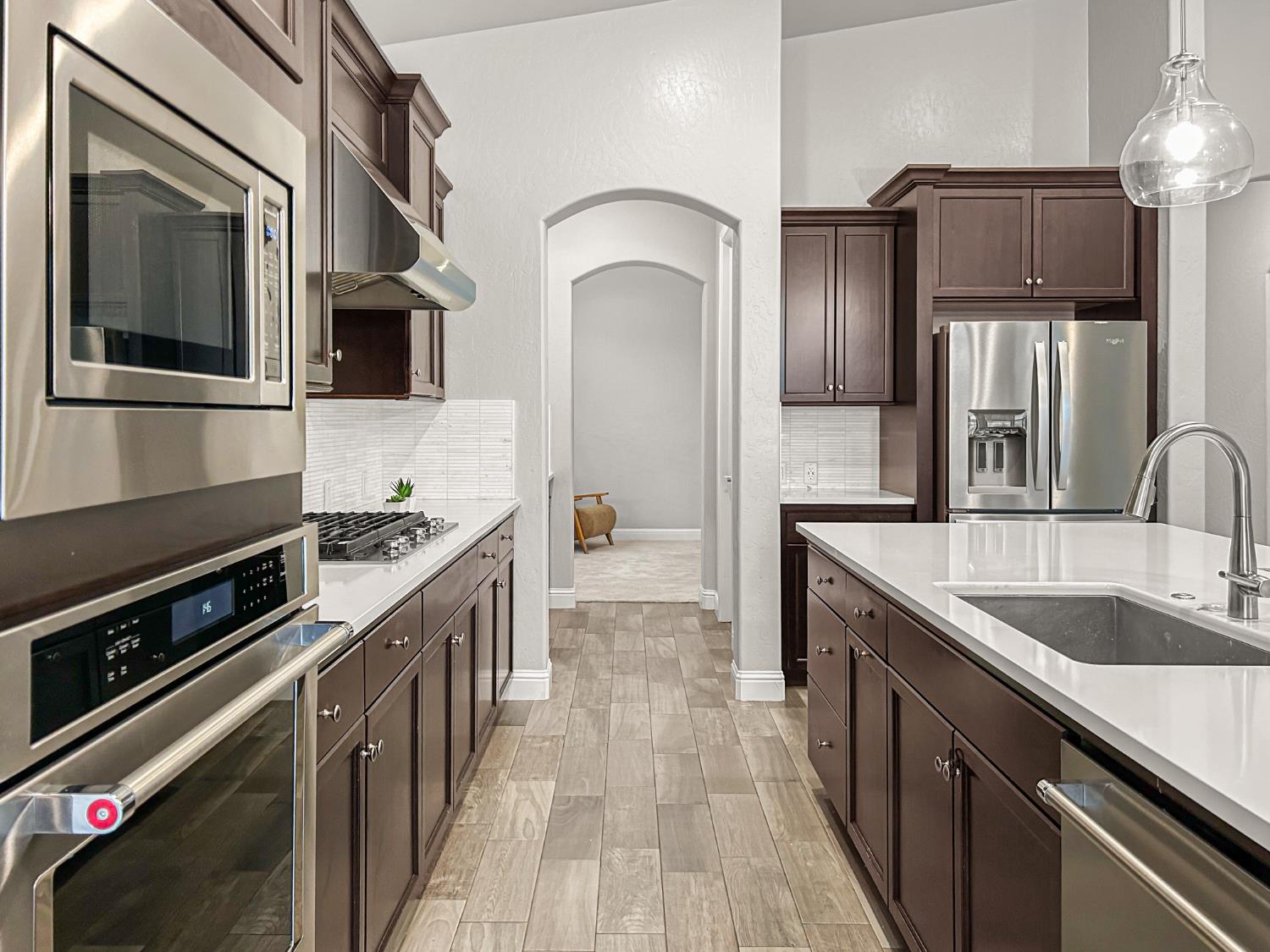 2788 N Douglas Avenue, Fresno, CA, 93727