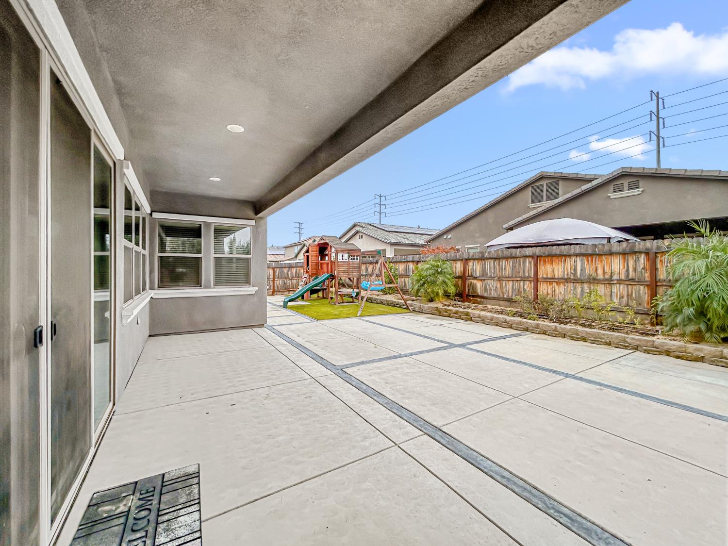 2788 N Douglas Avenue, Fresno, CA, 93727