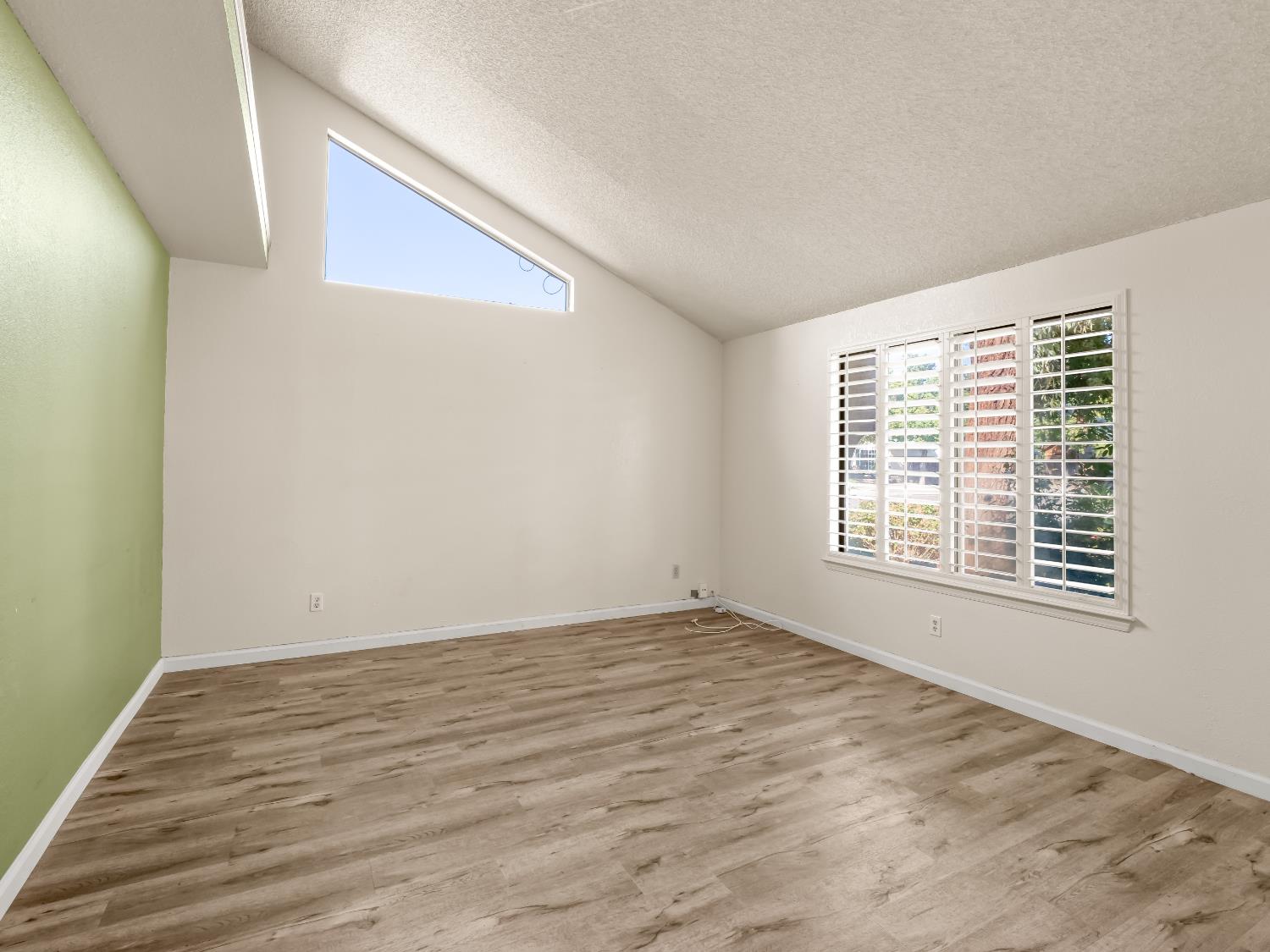Single Family in Fresno - photo 2