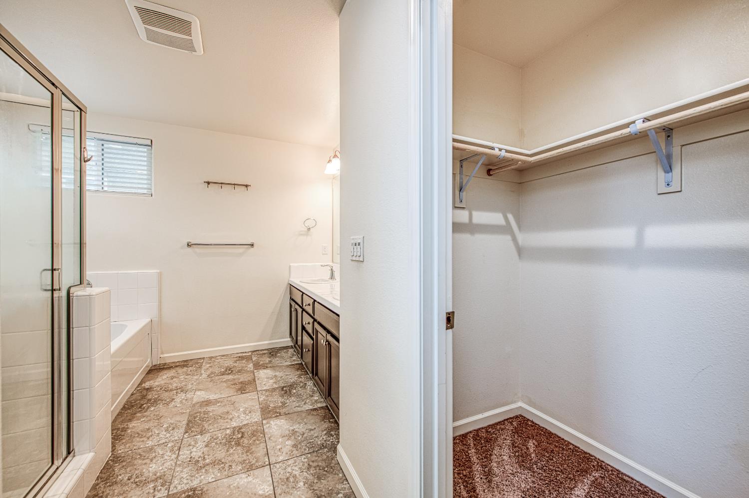 5450 W Santa Barbara Drive