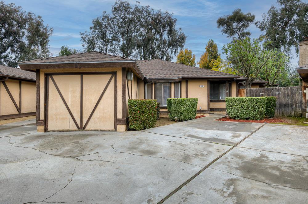 Condo in Fresno - photo 3