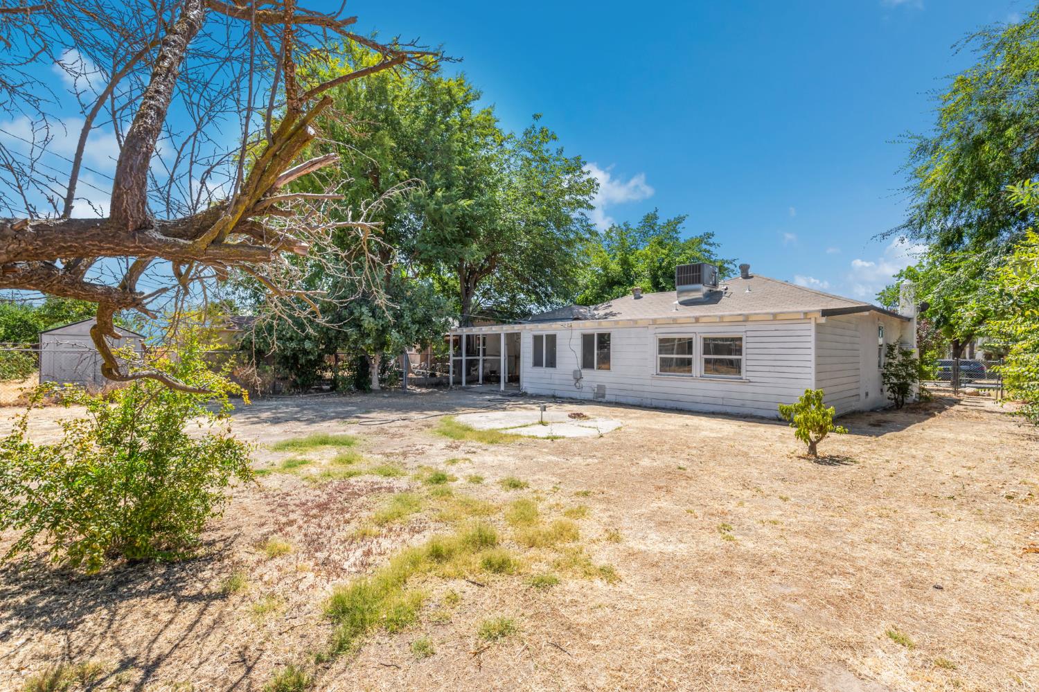 1528 W Cortland Avenue, Fresno, CA, 93705