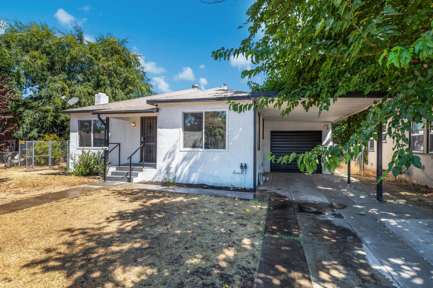 1528 W Cortland Avenue, Fresno, CA, 93705