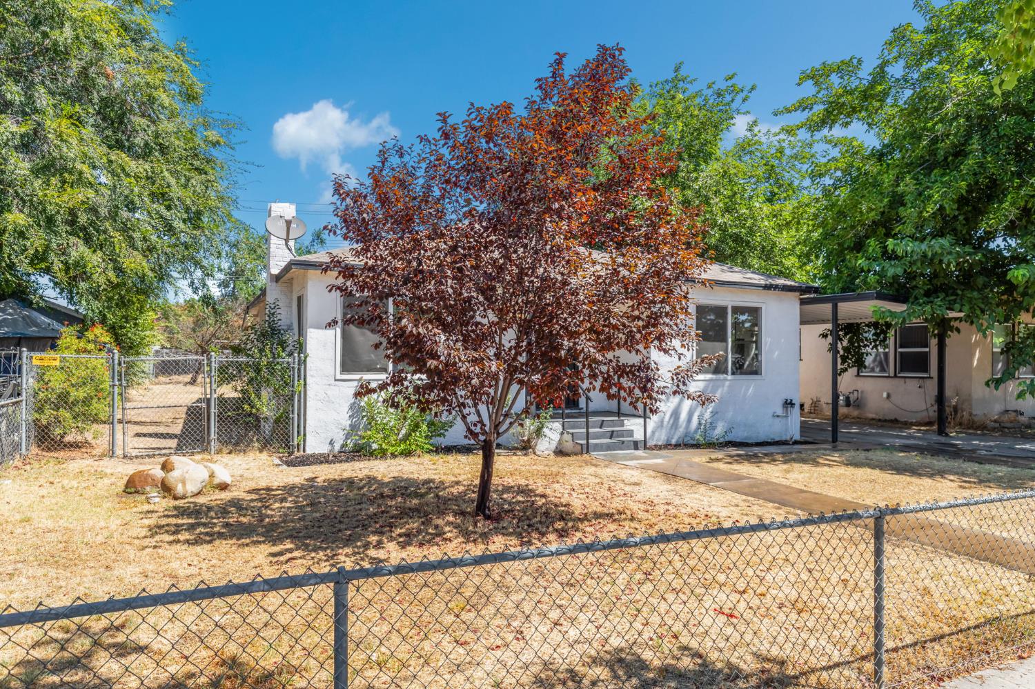 1528 W Cortland Avenue, Fresno, CA, 93705