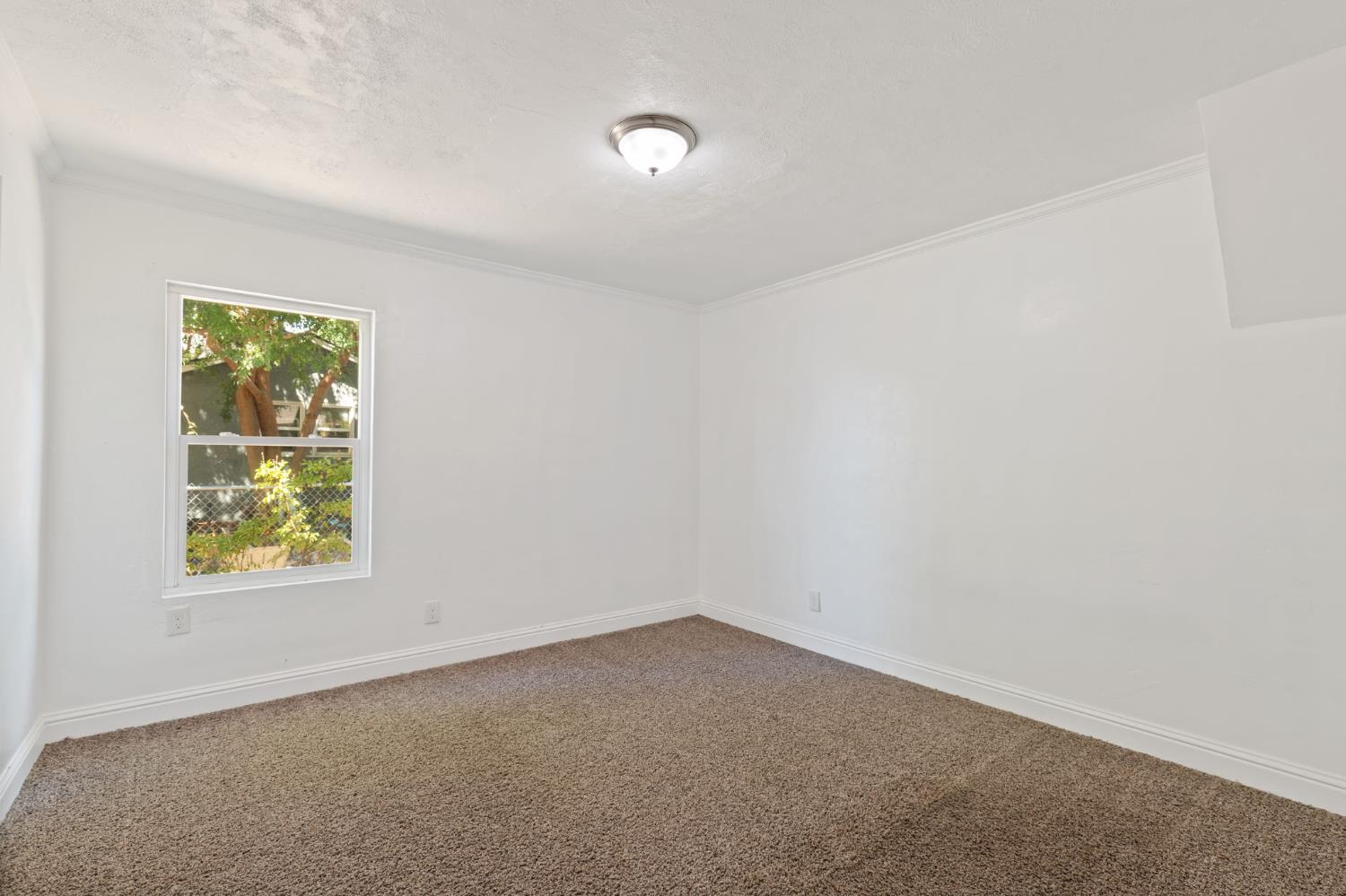 1528 W Cortland Avenue, Fresno, CA, 93705