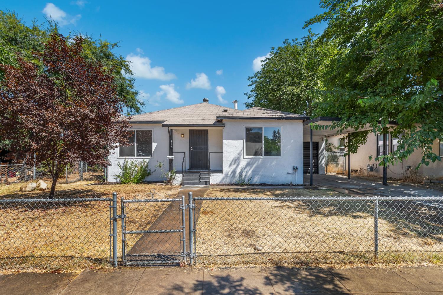 1528 W Cortland Avenue, Fresno, CA, 93705