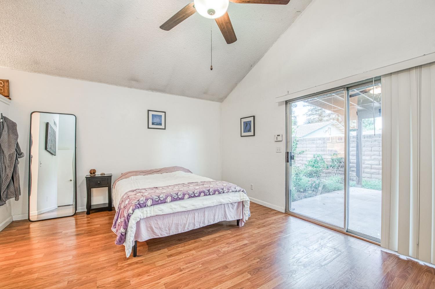 345 Sylmar Avenue, Clovis, CA, 93612