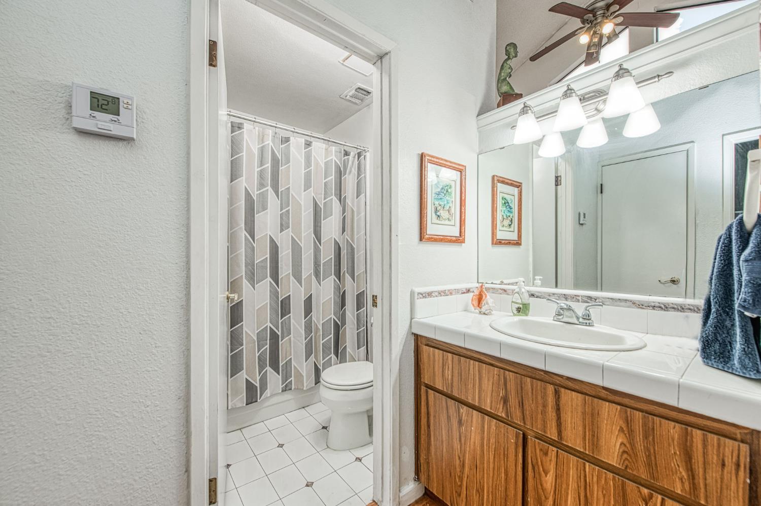 345 Sylmar Avenue, Clovis, CA, 93612