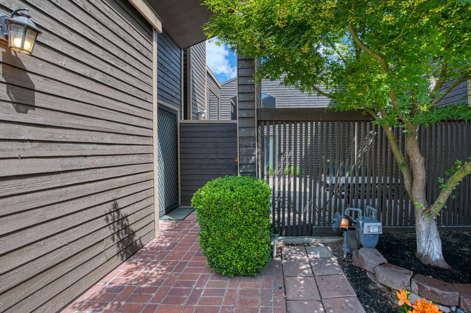 345 Sylmar Avenue, Clovis, CA, 93612