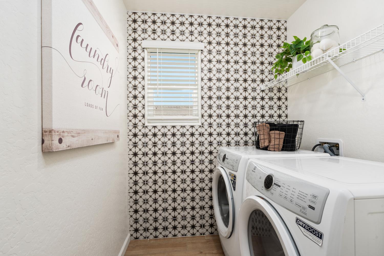 2035 N Wagon Lane, Clovis, CA, 93619