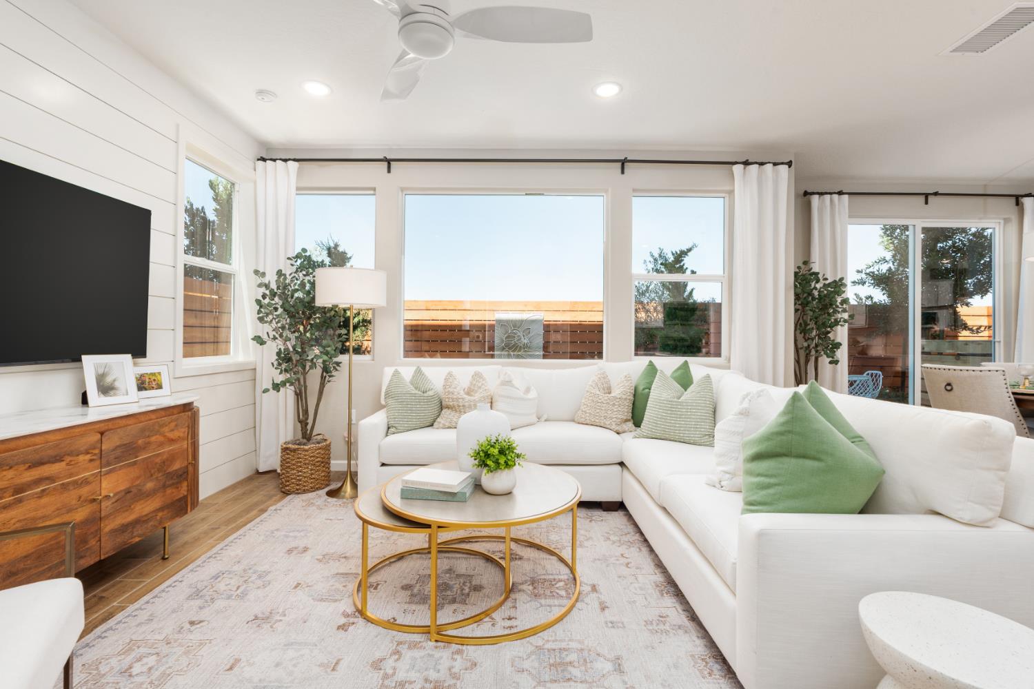 2065 N Wagon Lane, Clovis, CA, 93619