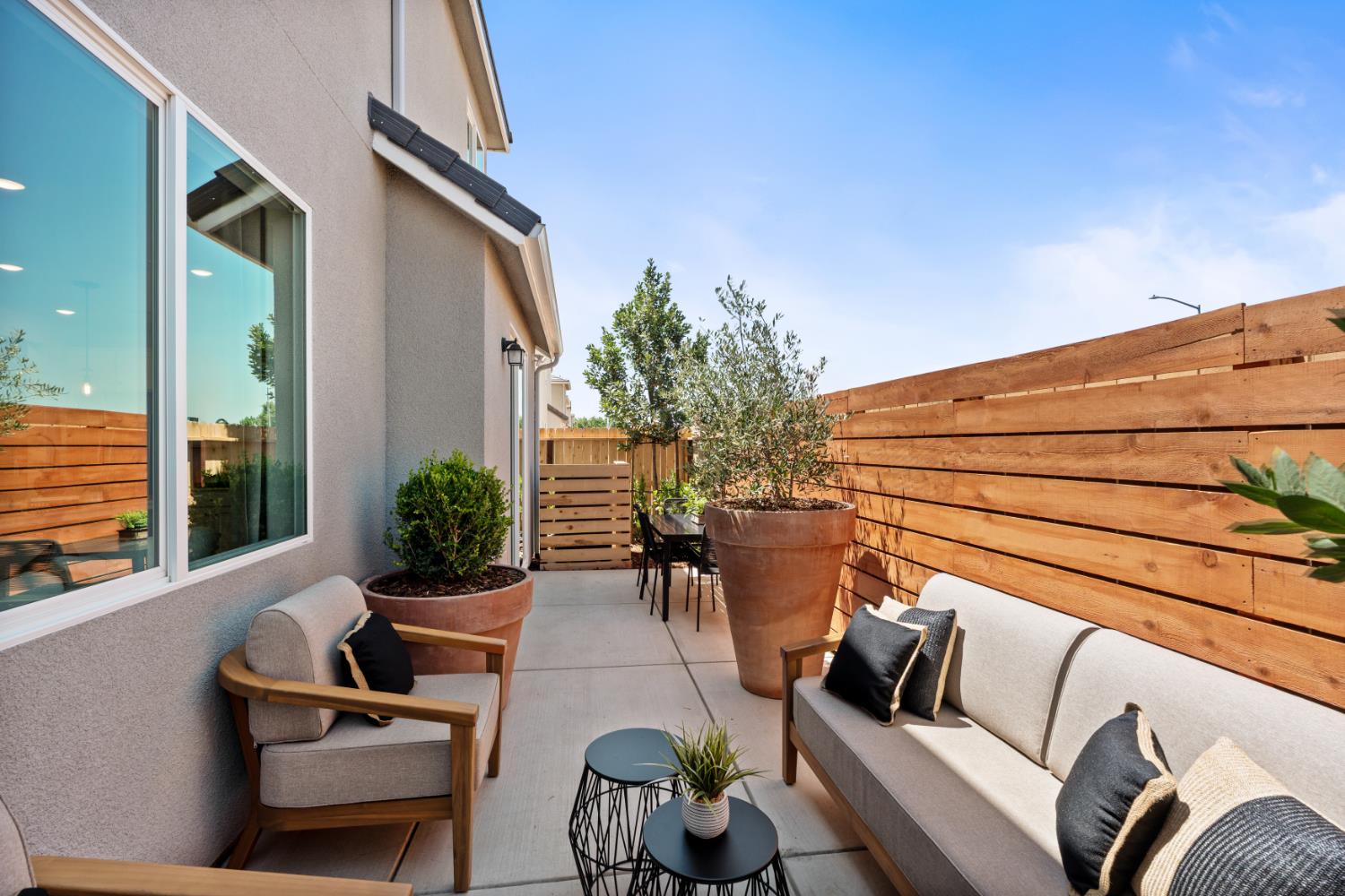 2035 N Wagon Lane, Clovis, CA, 93619