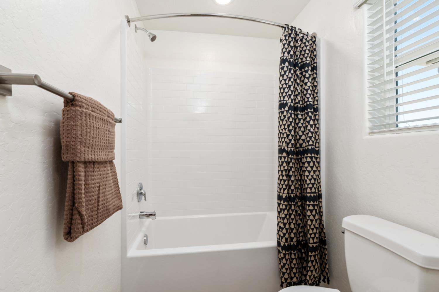 1486 Vintage Lane, Clovis, CA, 93619