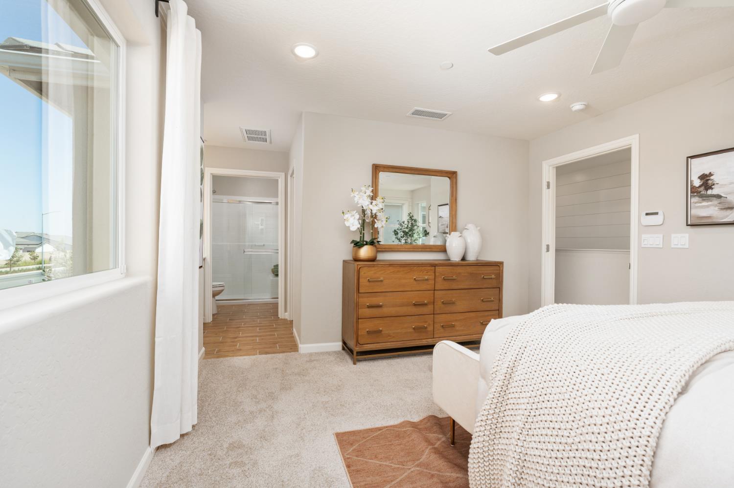 2065 N Wagon Lane, Clovis, CA, 93619