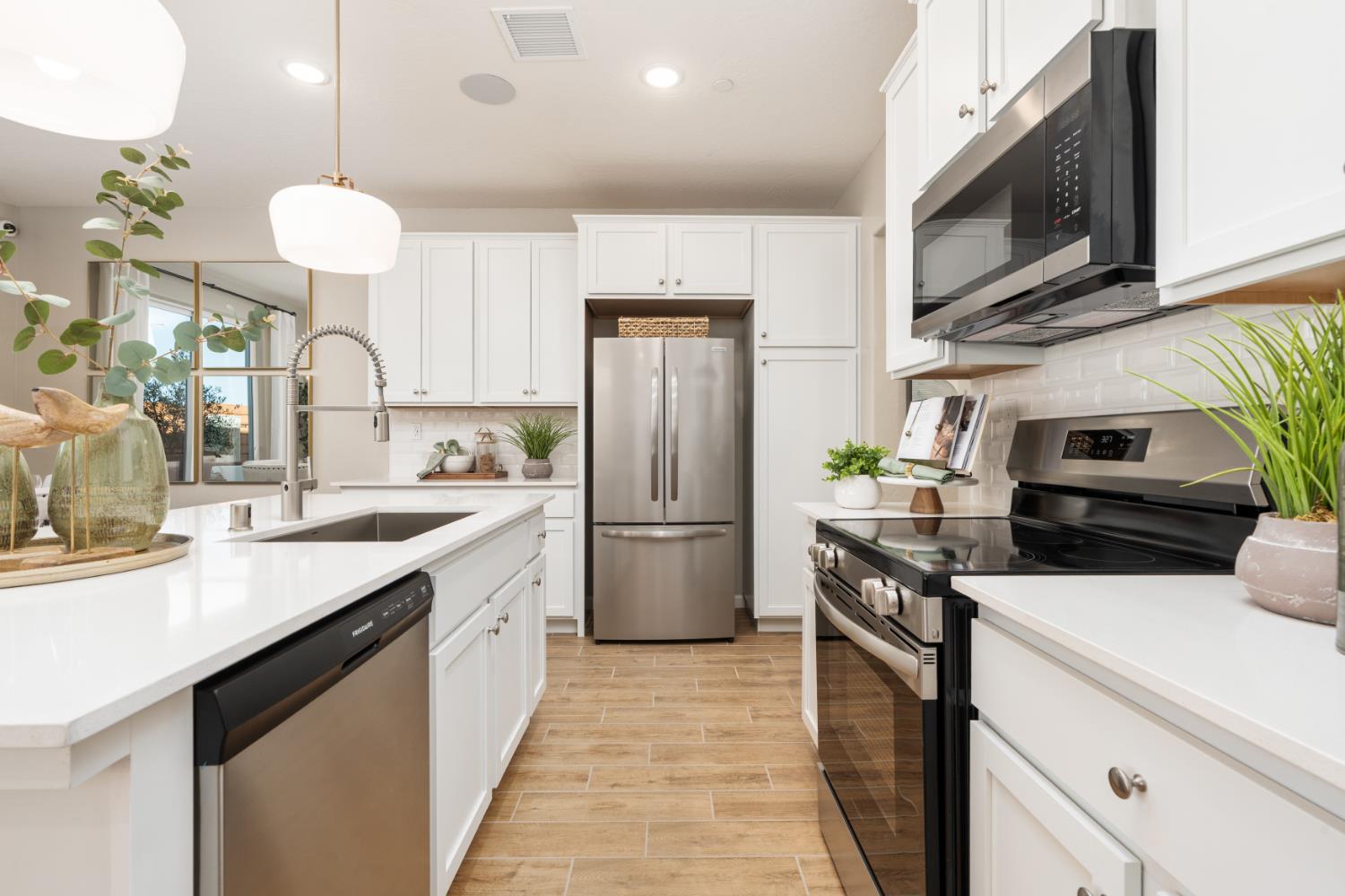 2065 N Wagon Lane, Clovis, CA, 93619