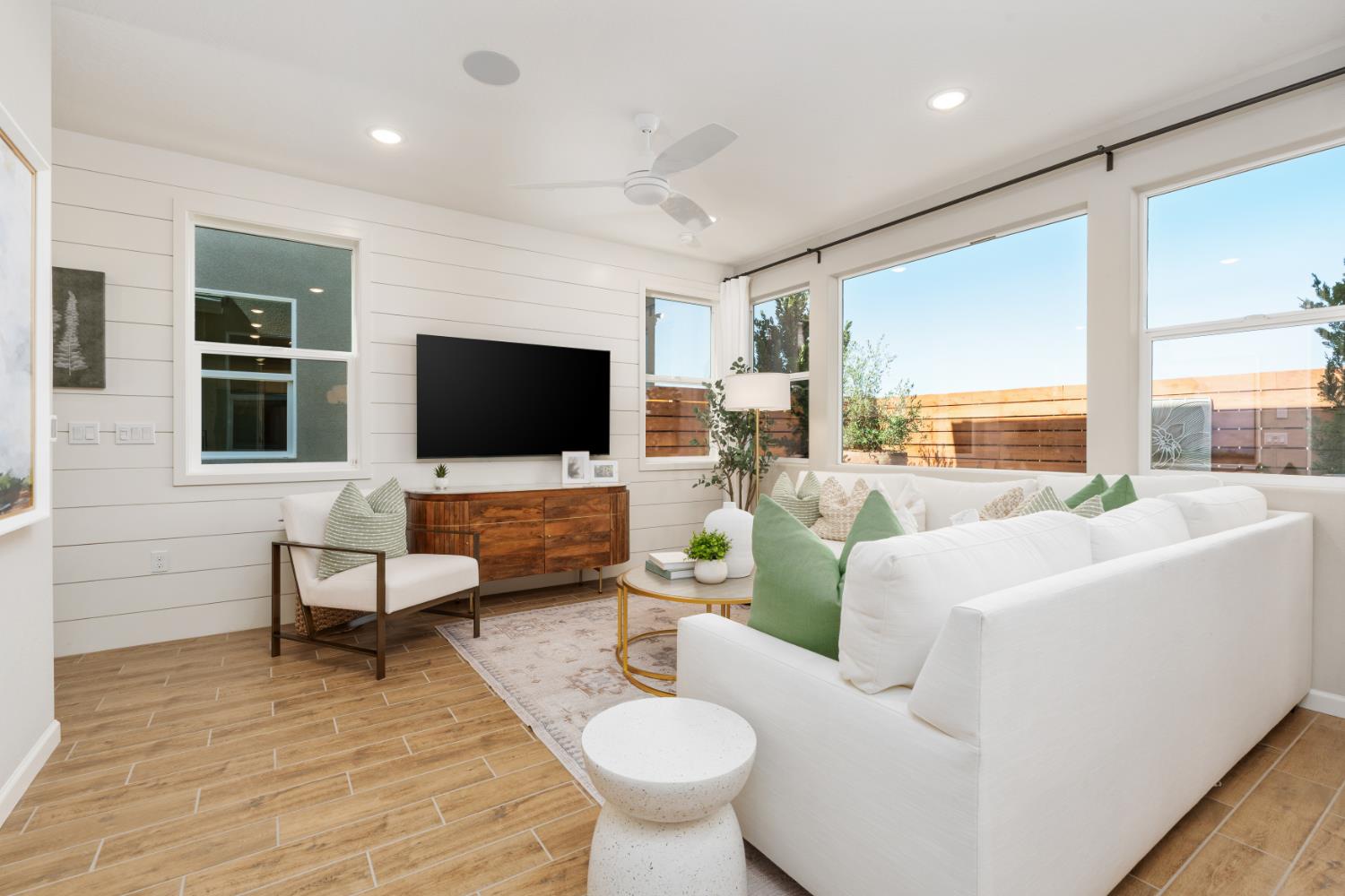2083 N Wagon Lane, Clovis, CA, 93619