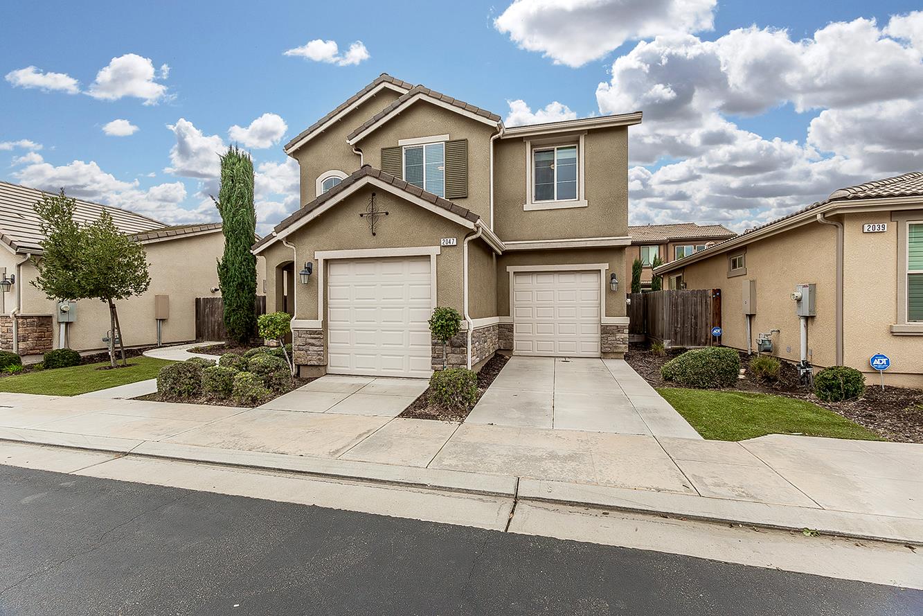 Single Family in Fresno - photo 3