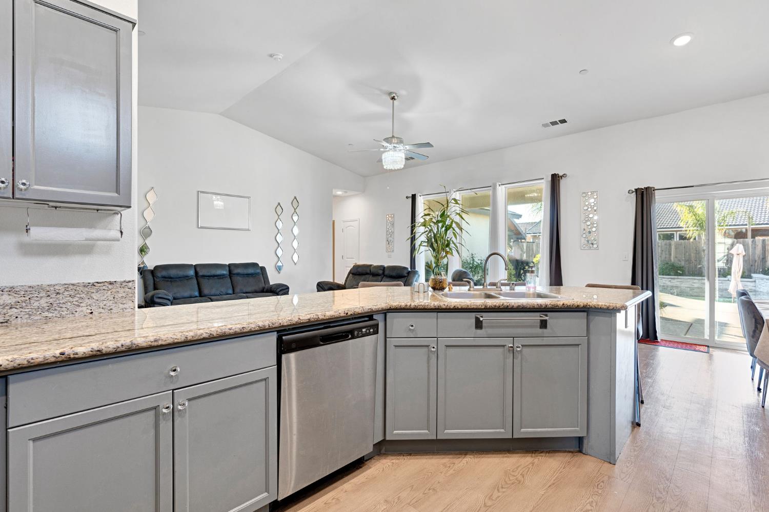 1228 Monterey Avenue, Madera, CA, 93637