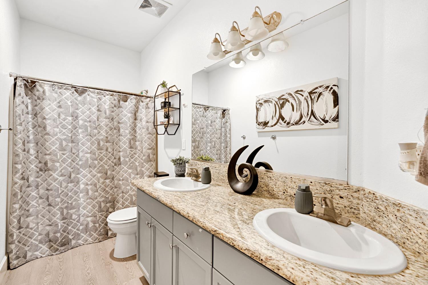 1228 Monterey Avenue, Madera, CA, 93637