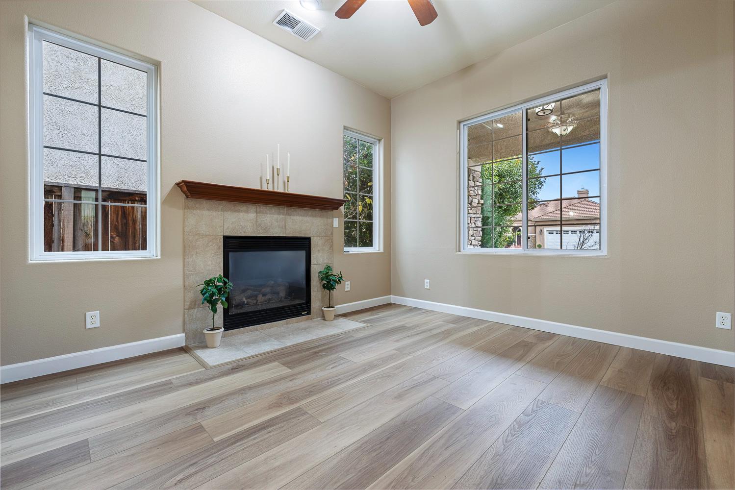 4674 N Arrow Ridge Way, Clovis, CA, 93619