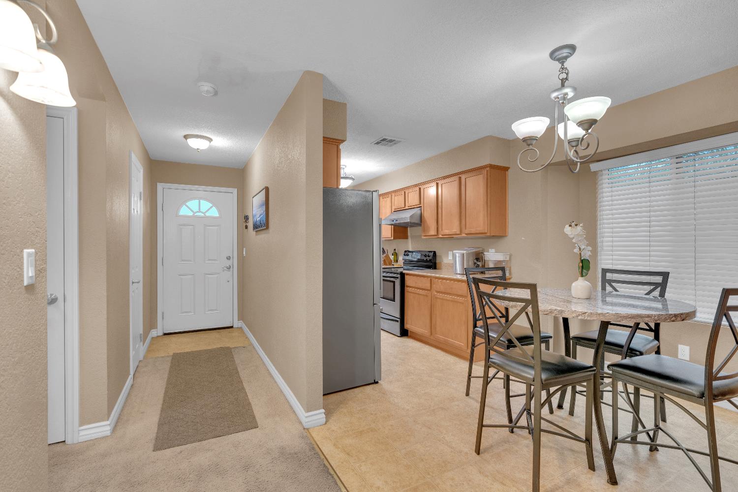 Single Family in Fresno - photo 3