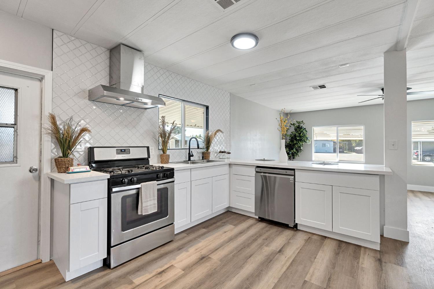 1218 E Cleveland Avenue UNIT&nbsp;153, Madera, CA, 93638