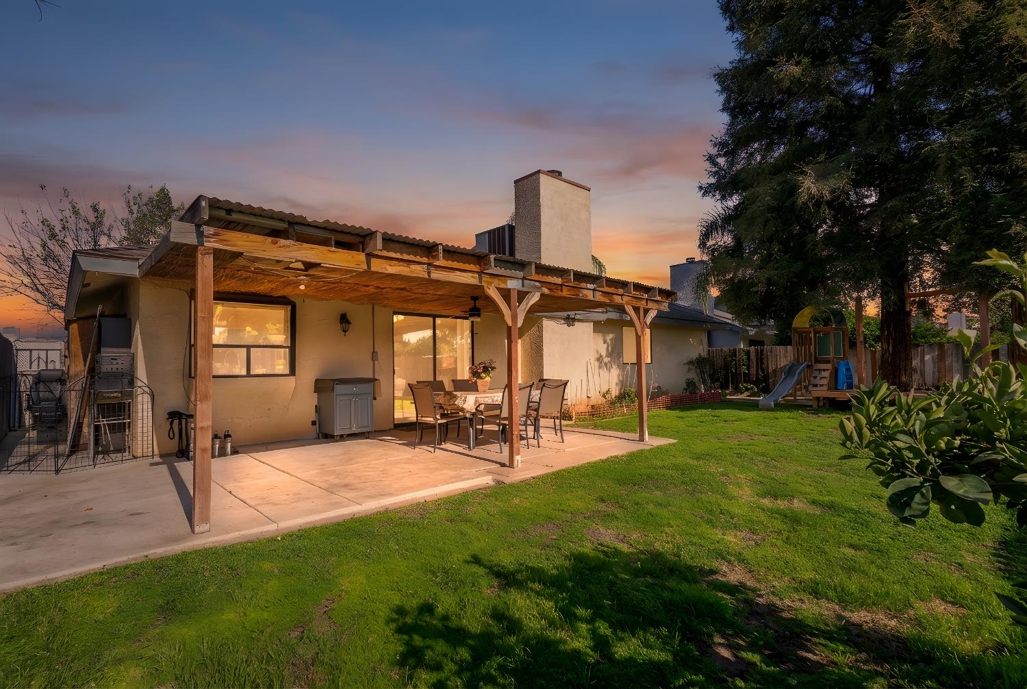 1722 Buckingham Avenue, Clovis, CA, 93611