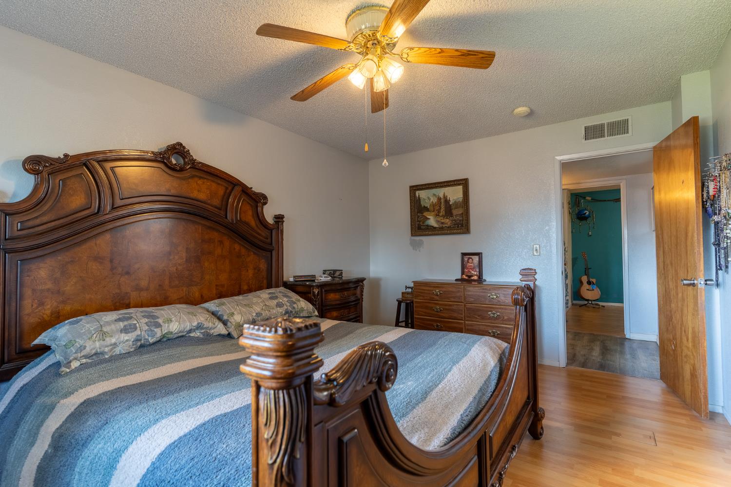 1722 Buckingham Avenue, Clovis, CA, 93611