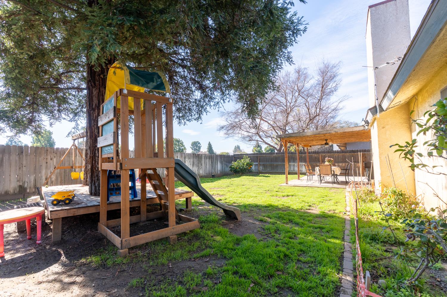 1722 Buckingham Avenue, Clovis, CA, 93611