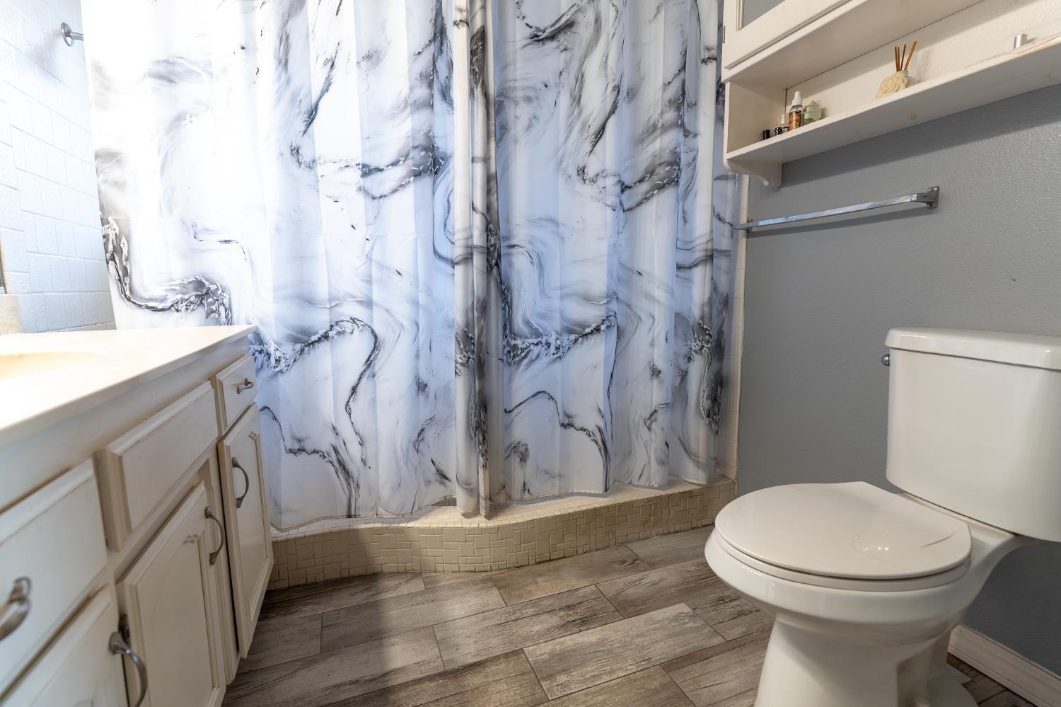 1722 Buckingham Avenue, Clovis, CA, 93611