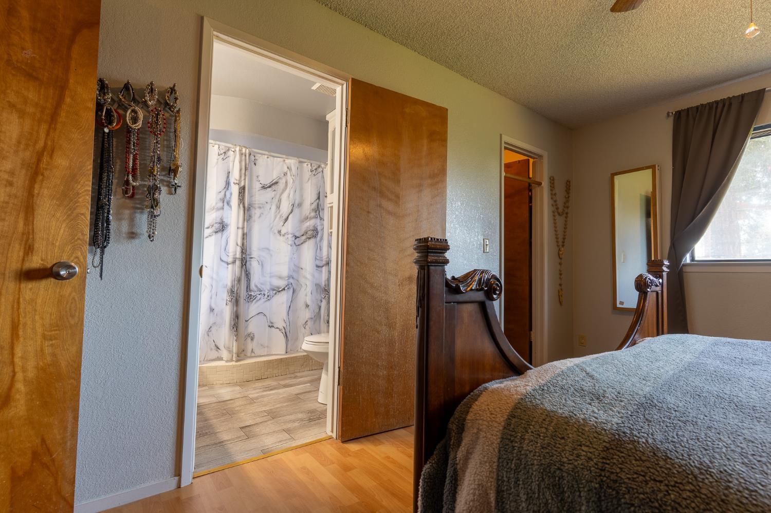 1722 Buckingham Avenue, Clovis, CA, 93611