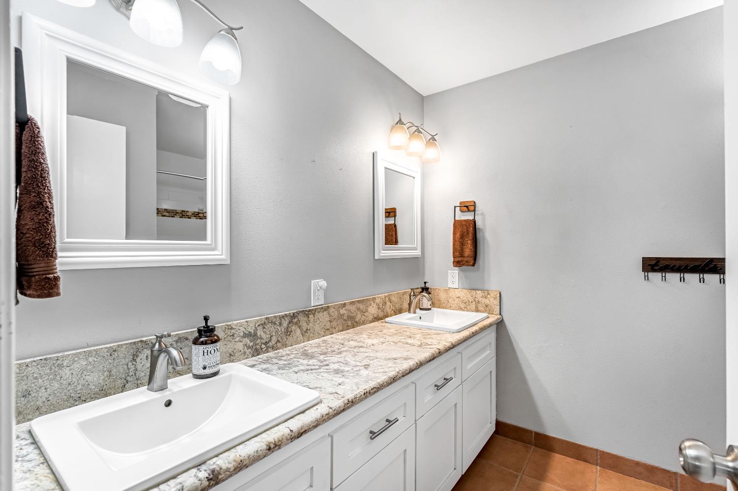 6597 N Haslam Avenue, Fresno, CA, 93711