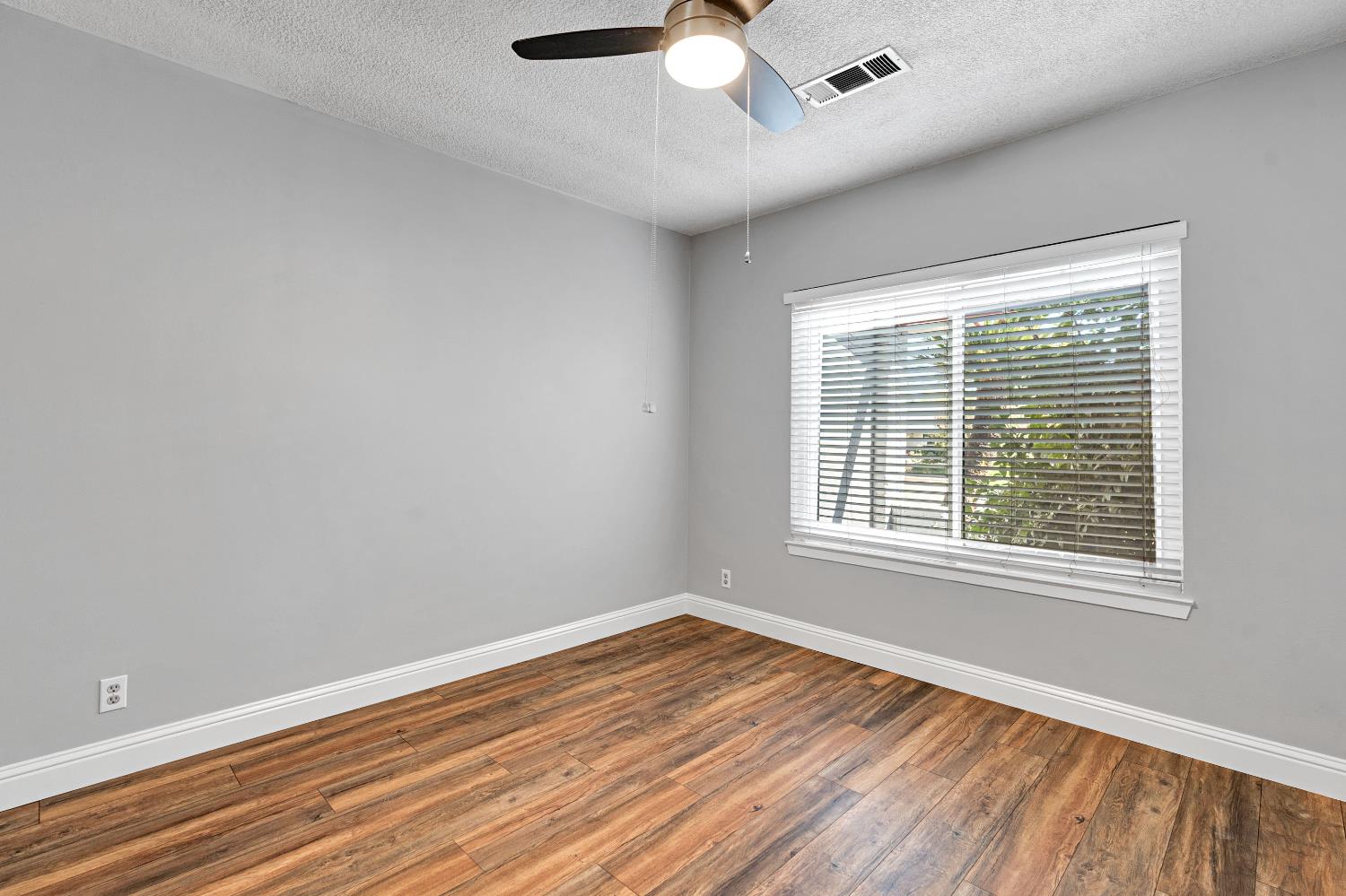 6597 N Haslam Avenue, Fresno, CA, 93711