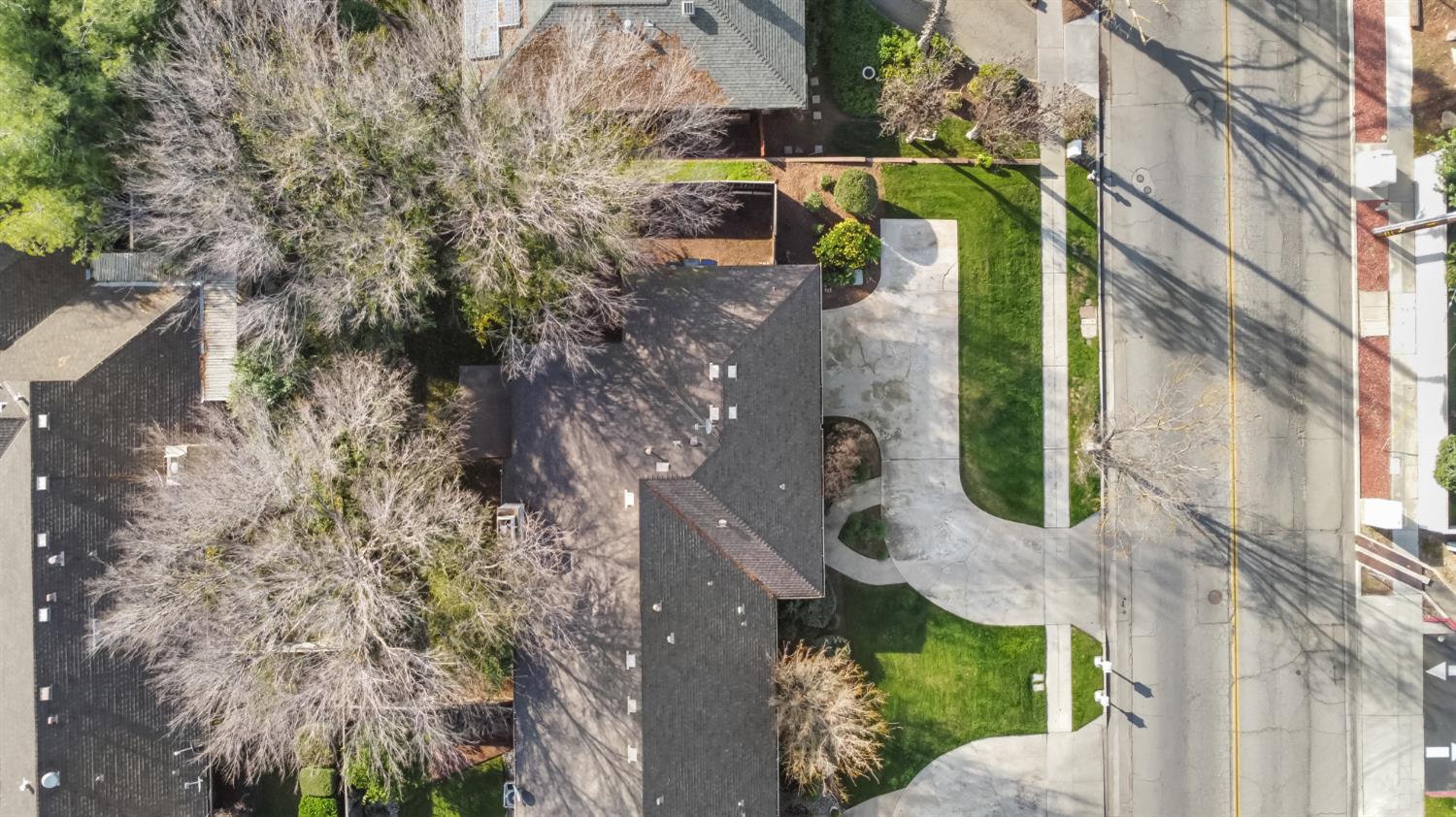 1095 W Sierra Avenue, Fresno, CA, 93711