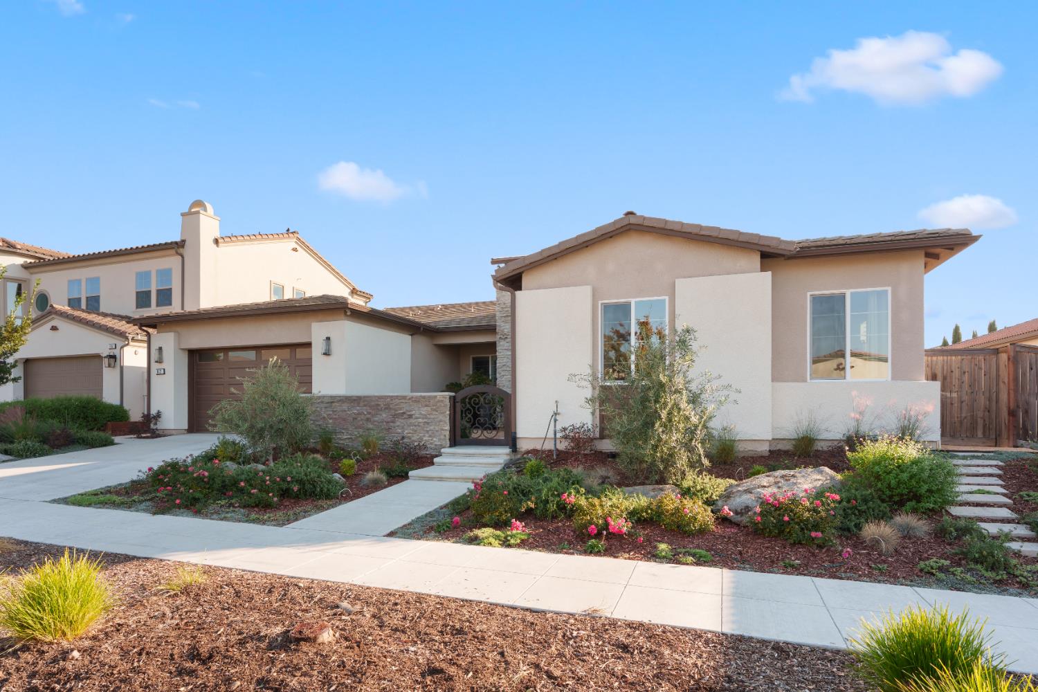 822 Overstone Ave Avenue, Madera, CA, 93636