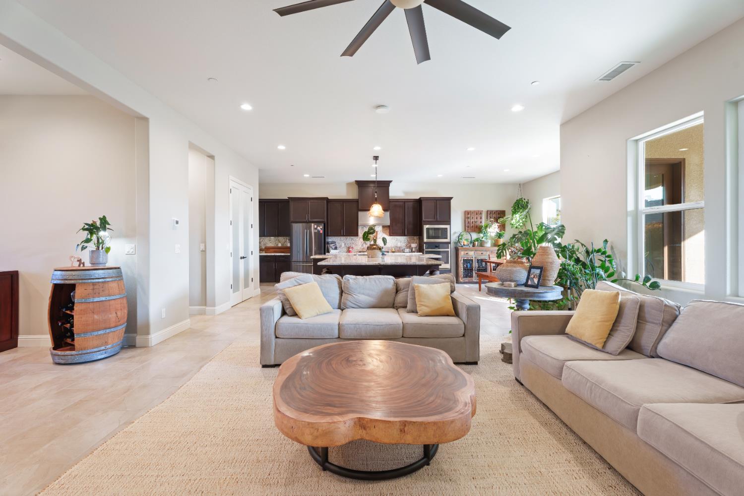 822 Overstone Ave Avenue, Madera, CA, 93636